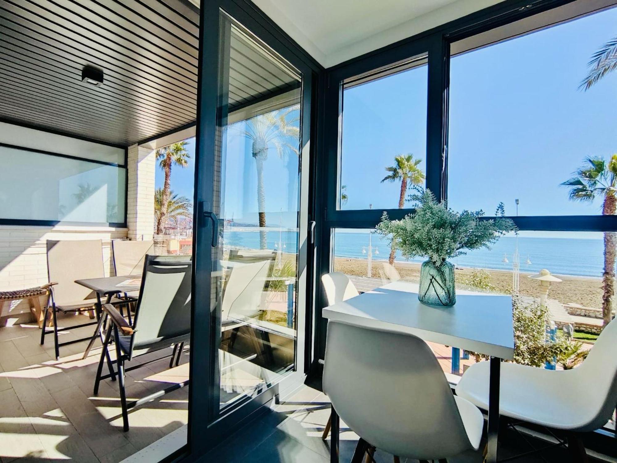 Apartamento Gran vivienda de lujo frente al mar Málaga Exterior foto